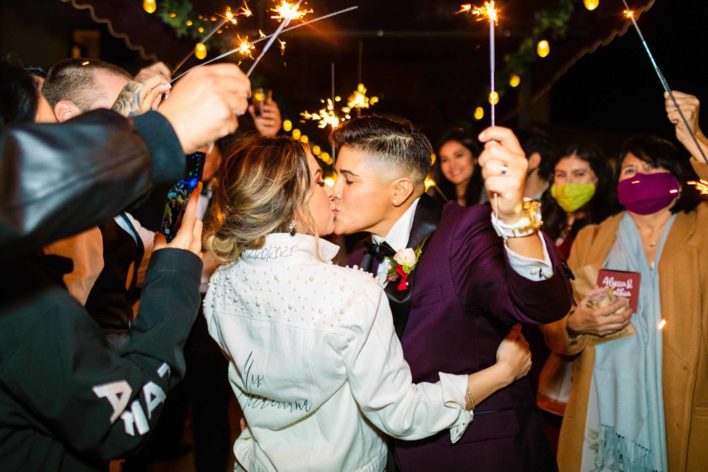 5 Tips for Choosing a Wedding Photographer | IndyPop Photo | Texas and Colorado Wedding Photographer | Elopement Photographer | via indypopphoto.com