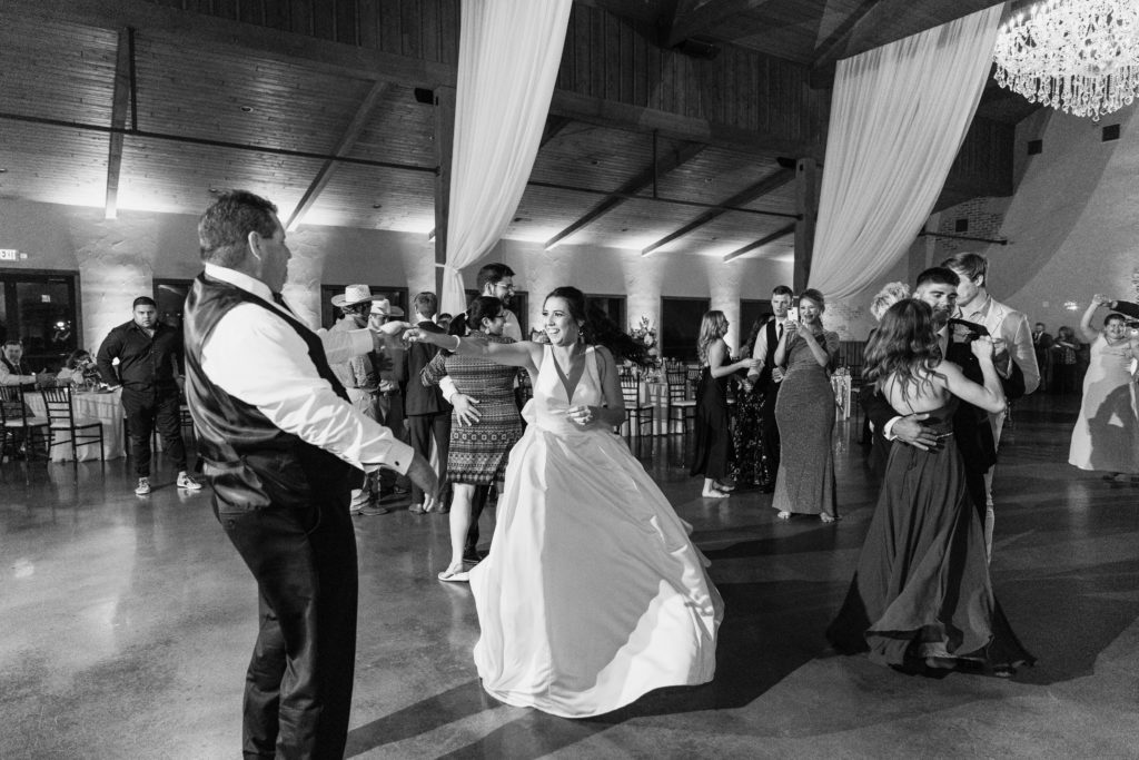 5 Songs to Add to Your Wedding Playlist | IndyPop Photo | Texas + Colorado Wedding Photographer | The Chandelier of Gruene | New Braunfels, TX | via indypopphoto.com