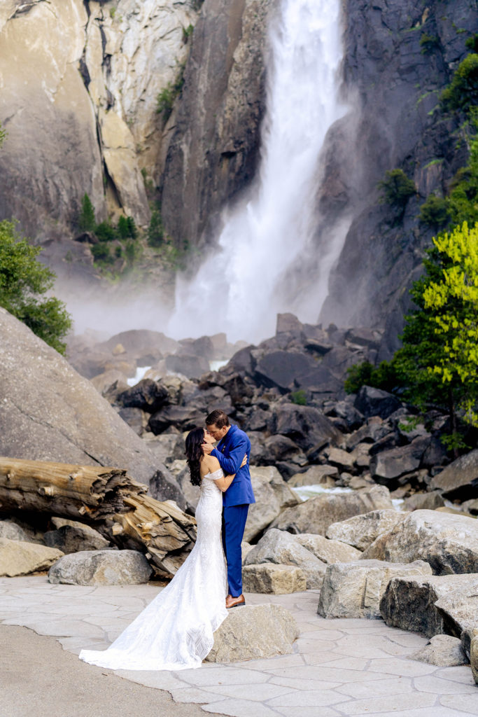 Yosemite National Park Elopement | IndyPop Photography | California | Colorado + Central Texas Elopement + Wedding Photographer | via indypopphoto.com