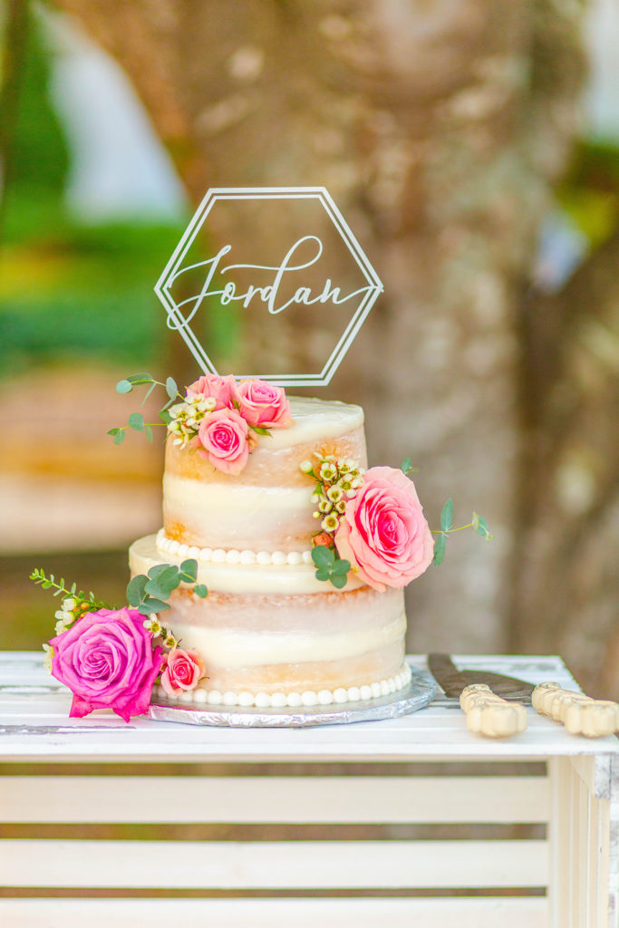 The Benefits of Hiring a Wedding Photography and Planning Team | Indy Pop Photo | Colorado Wedding Photographer | Colorado Wedding Planner | wedding day details, pink wedding details, wedding flowers, wedding floral inspo, cake inspo for wedding, simple cake | via indypopphoto.com