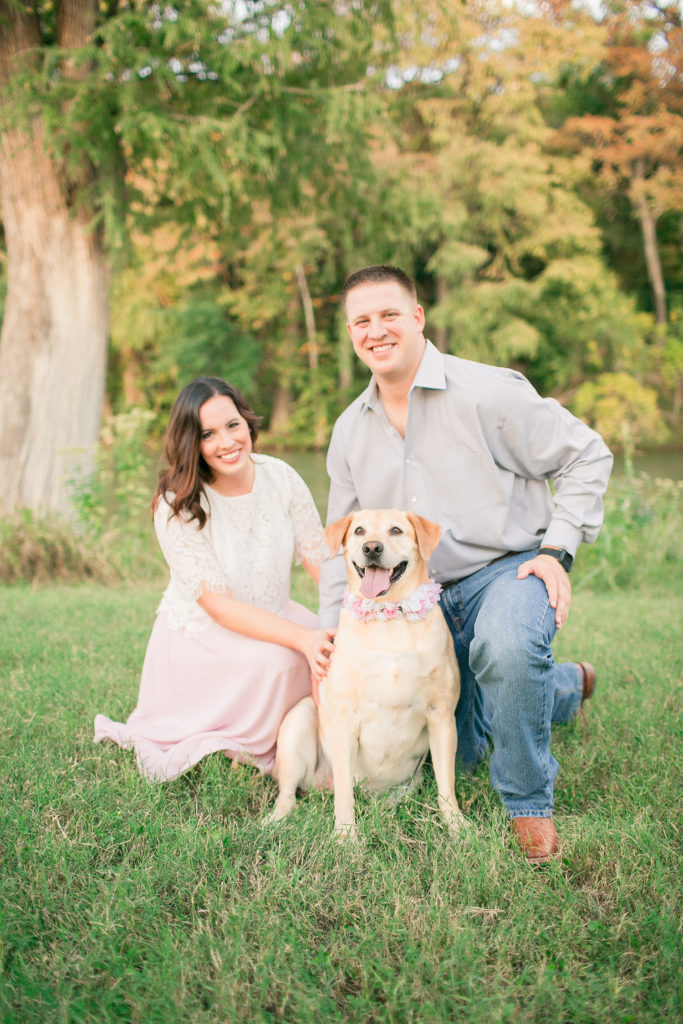 Including Your Dogs in Engagement Photos | Indy Pop Photo | Texas and Colorado Wedding Photographer | engagement photos, engagement session, dogs in photos, couples photos, outfit inspiration, ideas for outfits for photos | via indypopphoto.com