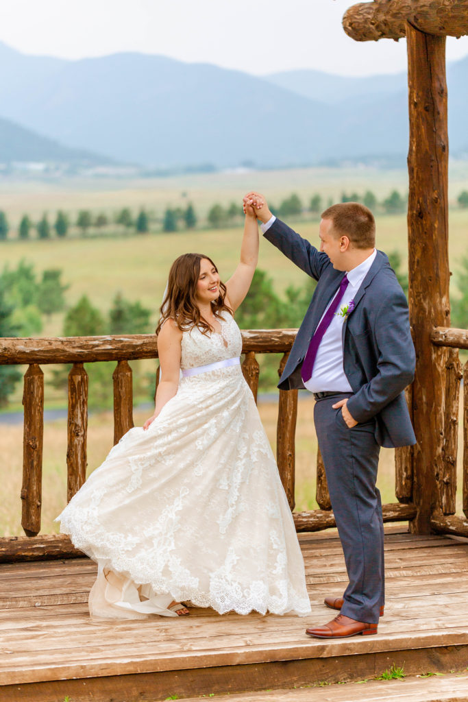 Spruce Mountain Ranch Wedding | Indy Pop Photography | Colorado Wedding Photographer | bride and groom on wedding day, formal wedding day portraits, couple on wedding day | via indypopphoto.com